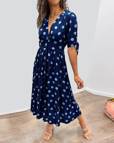 Almudena – Vestido elegante com poás