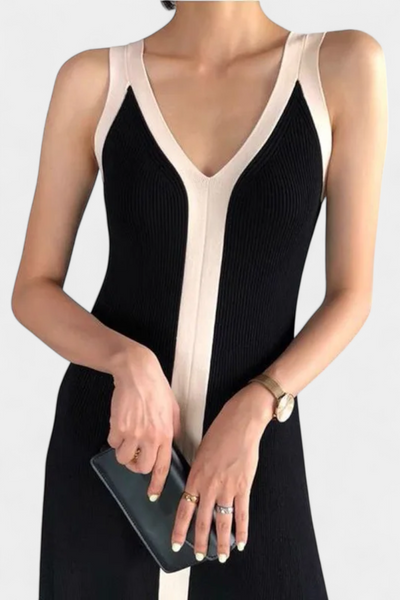 Brielle – Vestido sem mangas com decote em V e botões contrastantes
